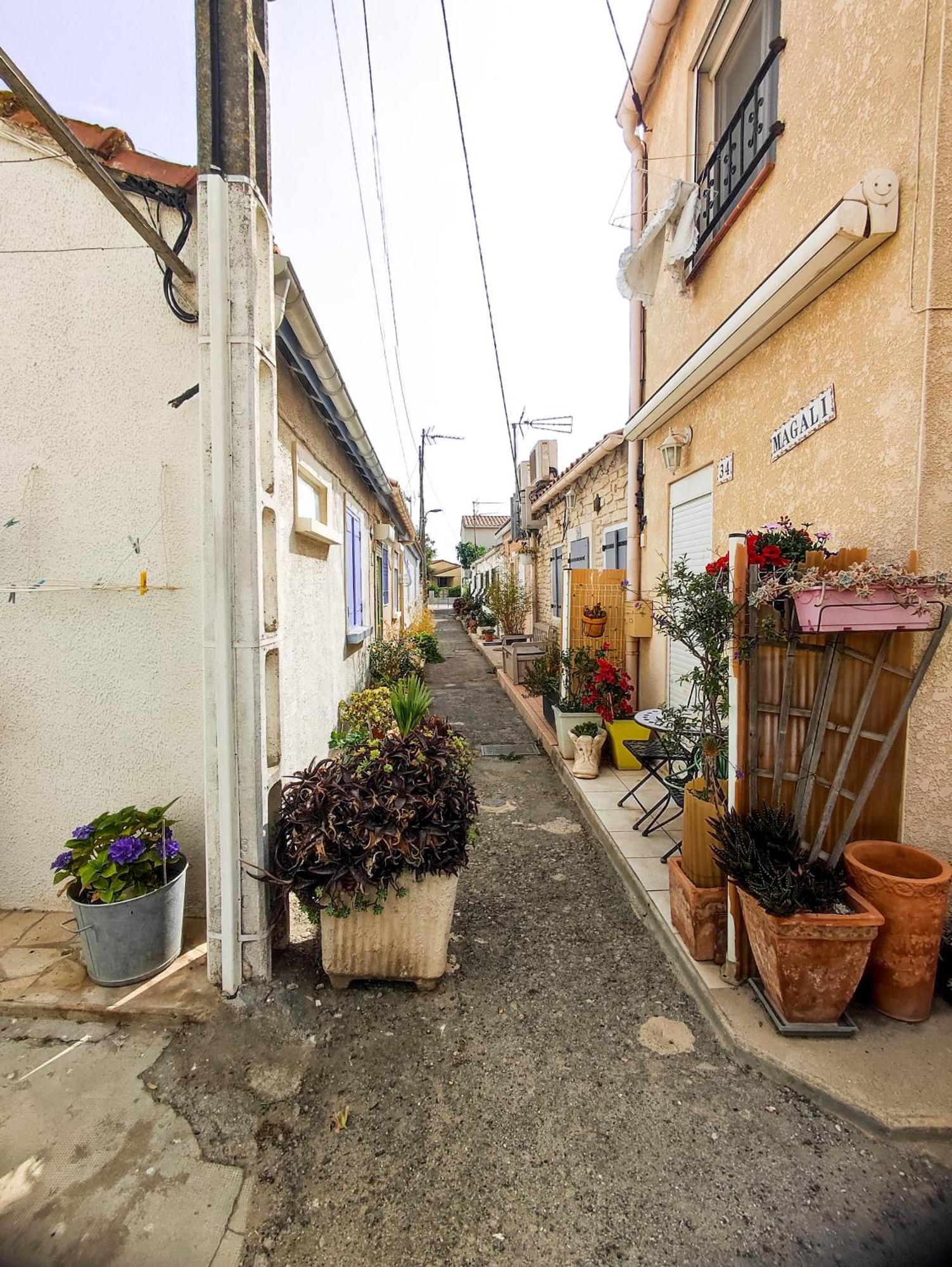 Maisonnette De Pecheur Chauffee Et Climatisee Port-la-Nouvelle Exterior foto